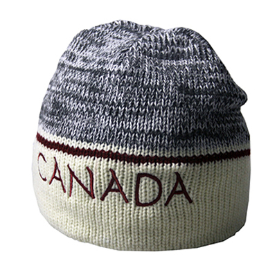 Werbebeanie mit Stick und Einwebung