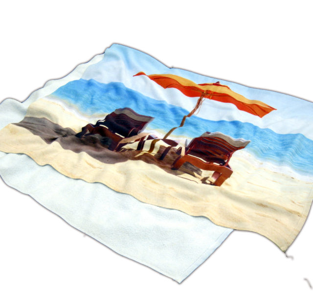 Frotteetücher mit Fotodruck von bestbrands4you – hochwertige Handtücher mit fotorealistischem Druck. Ideal für Strand, Fitness, Promotion und Werbeartikel