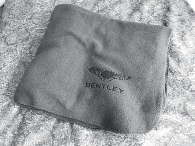 Fleecedecke bedrucken, Fleecedecke bedrucken lassen, Fleece Decke mit Laser gravieren, Fleece Decke besticken, Fotodecke aus Fleece, Werbedecke mit Fotodruck